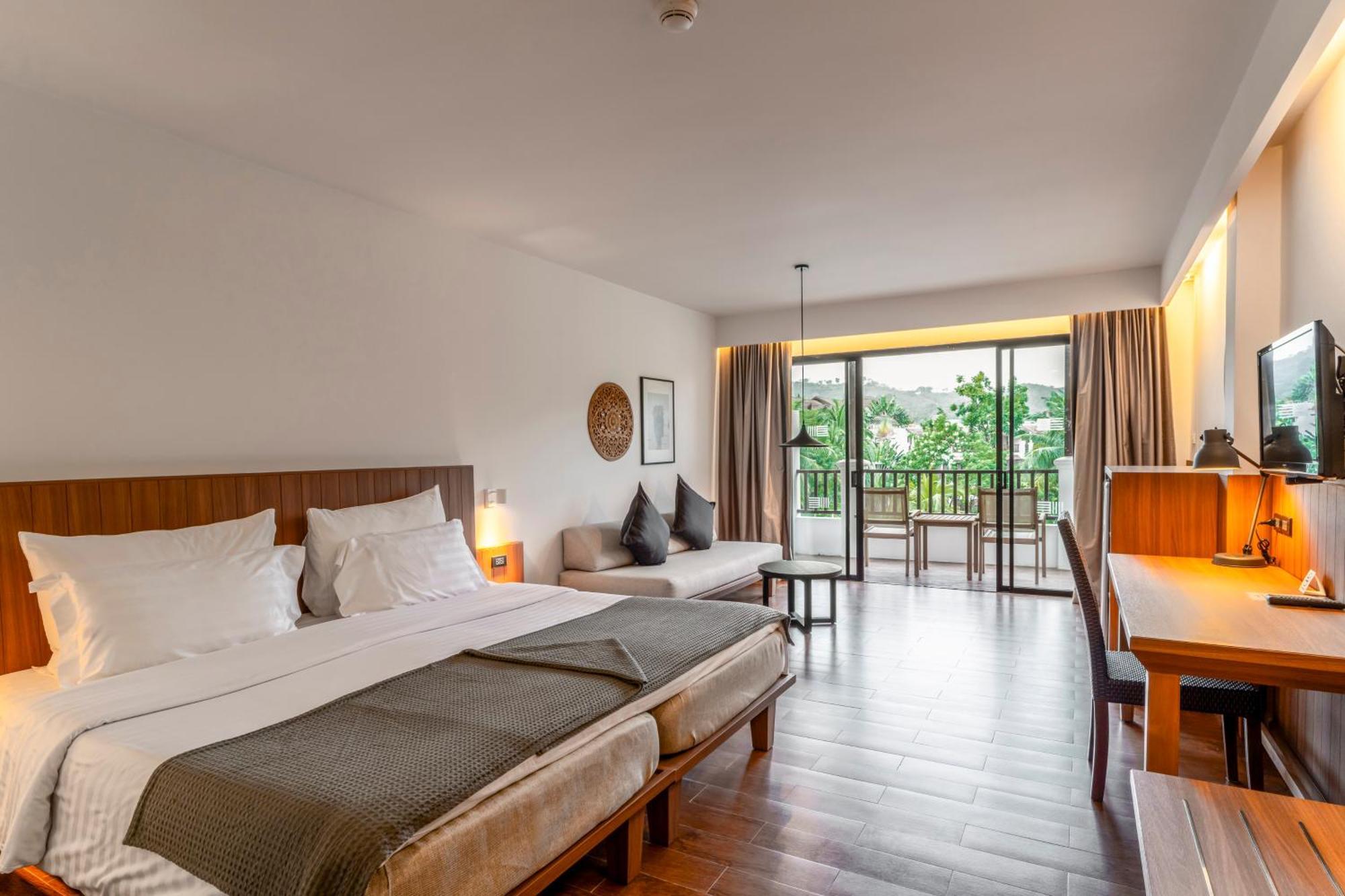 Sunprime Kamala Beach (Adults Only) Екстериор снимка